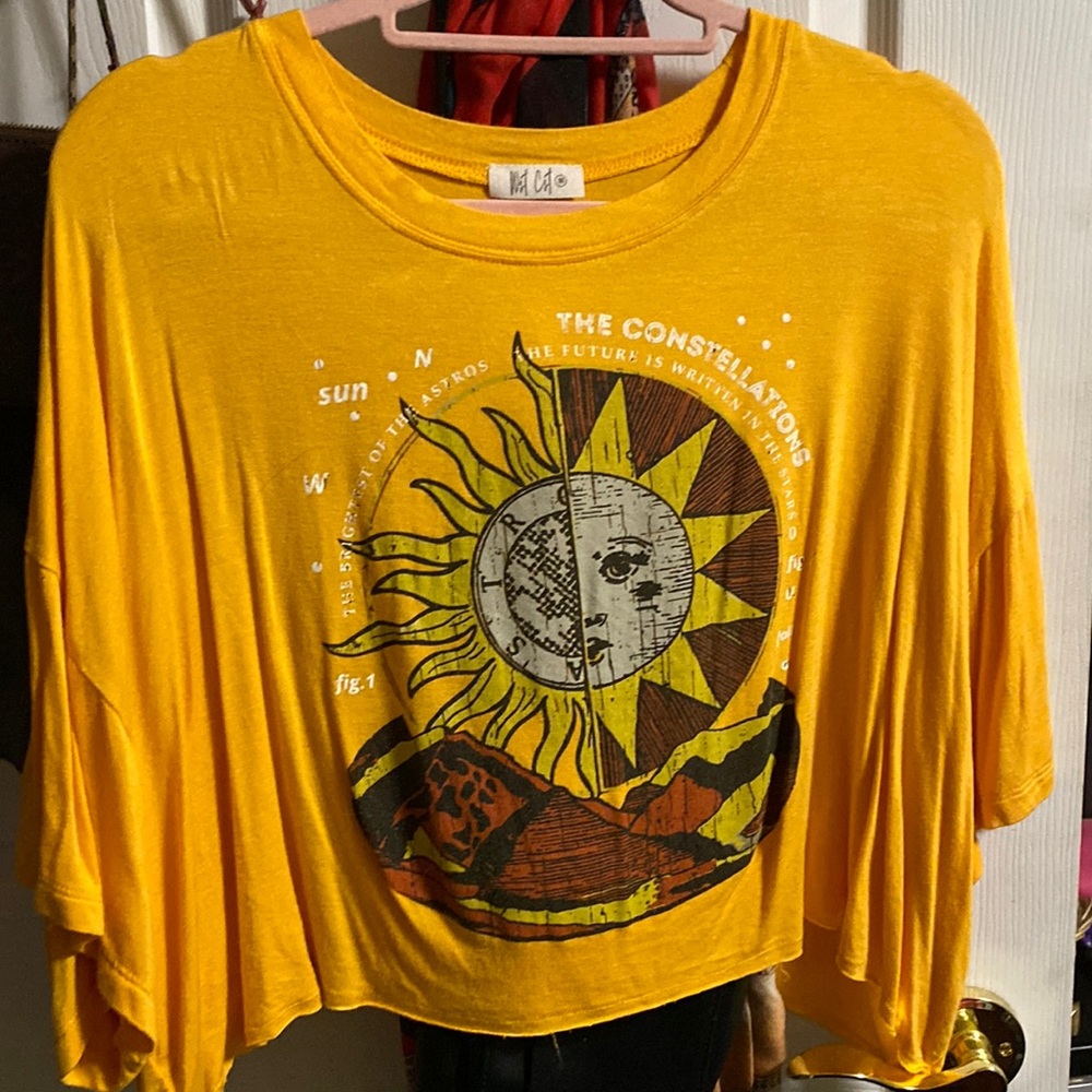 Flowy Sun Consetllation shirt